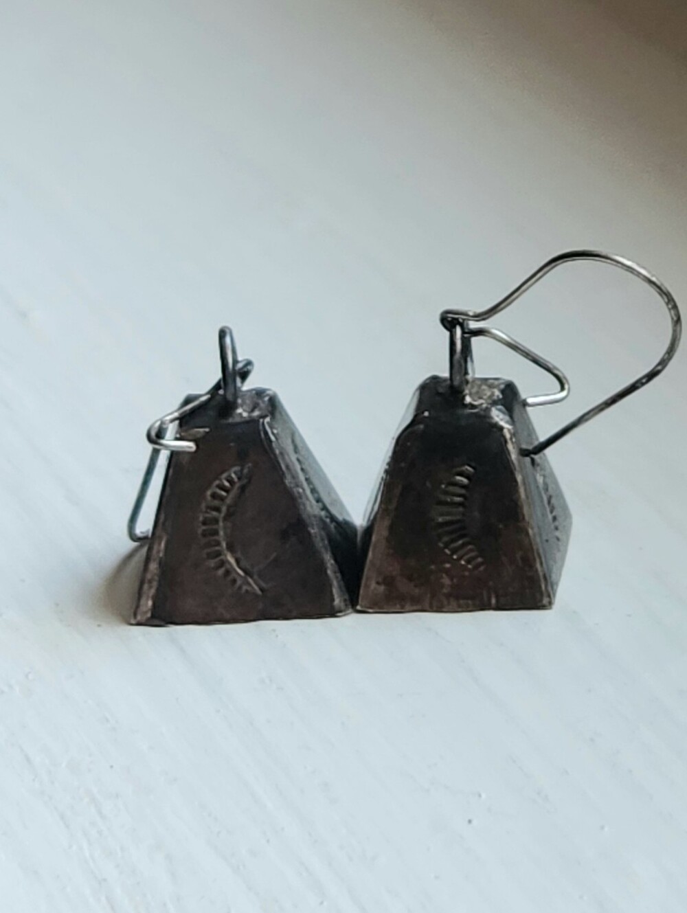 STERLING SILVER NAVAJO STAMPED MOTHER IN LAW BELL EARRINGS 1 1/4" - Picture 8 of 8